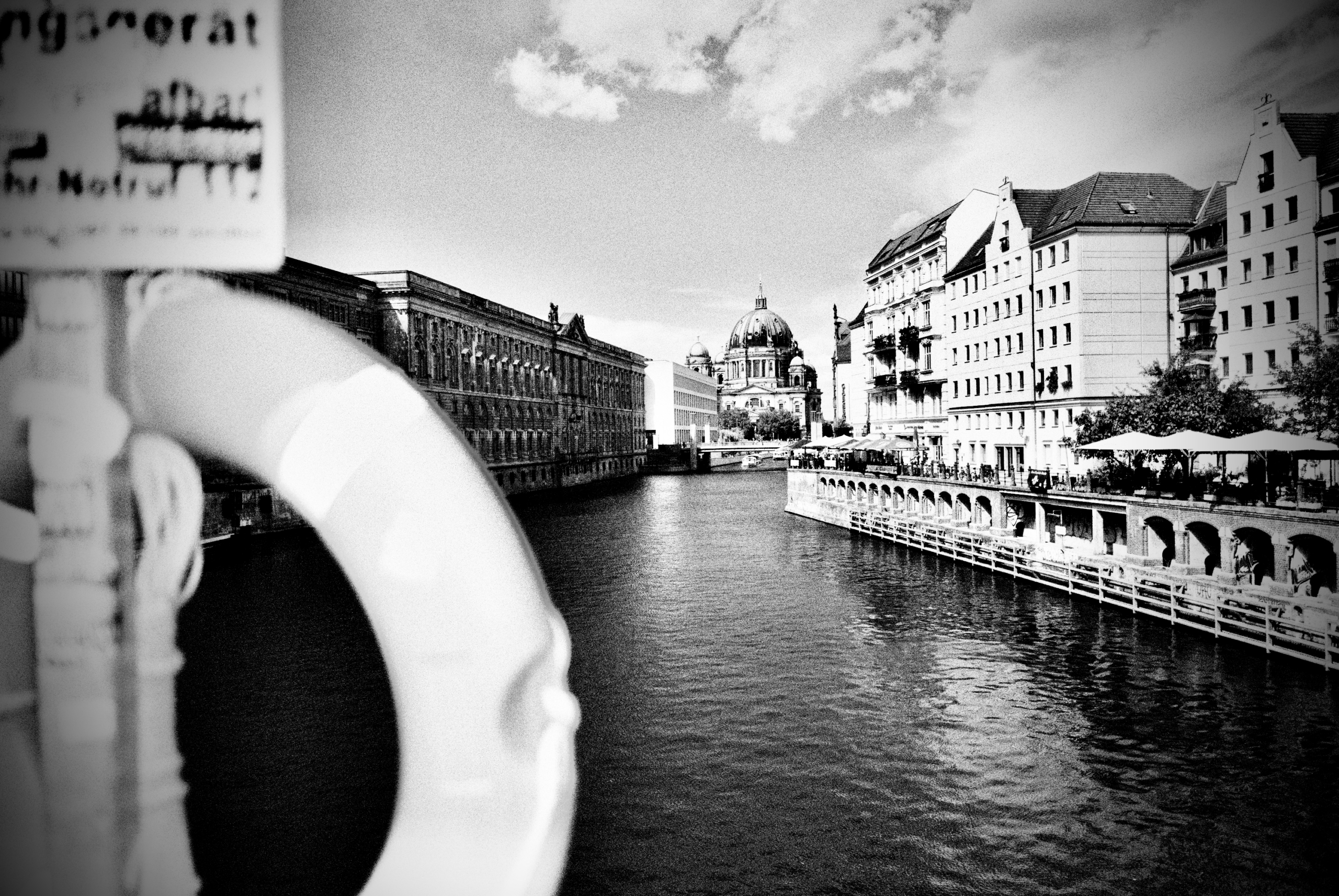 Sascha Büttner Leica Fotografie Berlin Dérive! (2026)